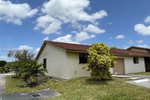 Touwnhouse à Homestead, Floride 2 chambres № 1995822