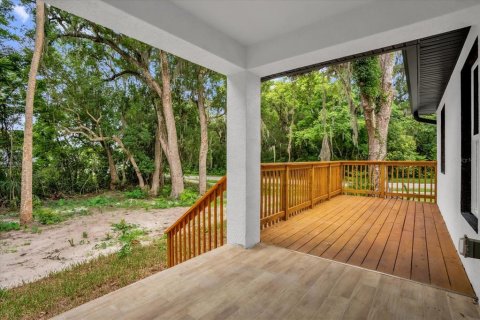 Villa ou maison à louer à Orange City, Floride: 3 chambres, 135.17 m2 № 2096035 - photo 24