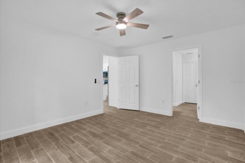 Villa ou maison à louer à Orange City, Floride: 3 chambres, 135.17 m2 № 2096035 - photo 12