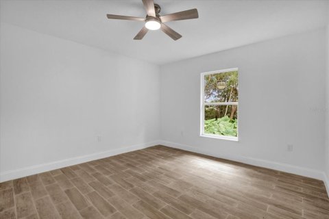 Villa ou maison à louer à Orange City, Floride: 3 chambres, 135.17 m2 № 2096035 - photo 11