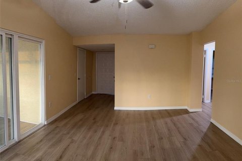 Townhouse in Orlando, Florida 3 bedrooms, 106.93 sq.m. № 2167072 - photo 4