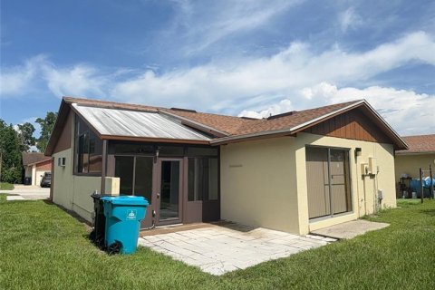 Townhouse in Orlando, Florida 3 bedrooms, 106.93 sq.m. № 2167072 - photo 2