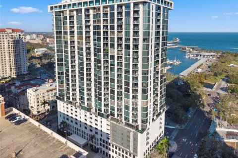 Copropriété à vendre à Saint Petersburg, Floride: 1 chambre, 109.62 m2 № 2105529 - photo 1