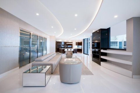 Condominio en venta en Sunny Isles Beach, Florida, 3 dormitorios, 294.59 m2 № 2019130 - foto 8