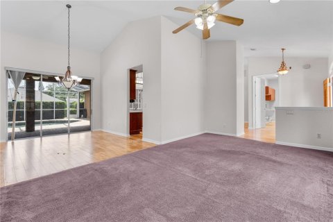 House in Clermont, Florida 5 bedrooms, 249.16 sq.m. № 1831379 - photo 10