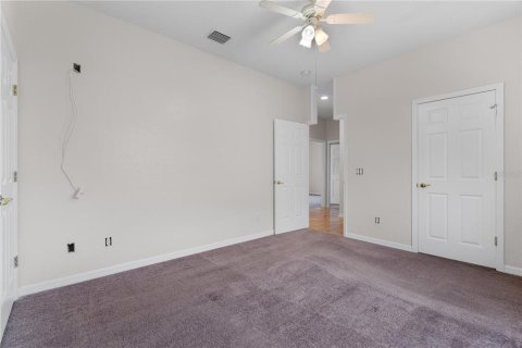 House in Clermont, Florida 5 bedrooms, 249.16 sq.m. № 1831379 - photo 27
