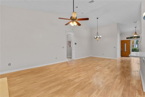 House in Clermont, Florida 5 bedrooms, 249.16 sq.m. № 1831379 - photo 19