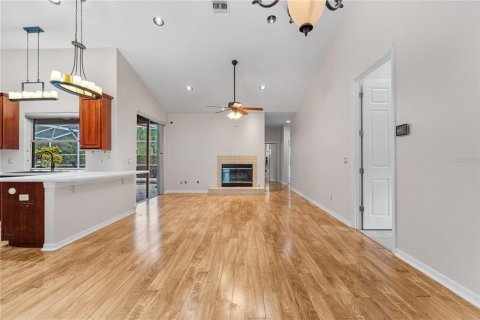 House in Clermont, Florida 5 bedrooms, 249.16 sq.m. № 1831379 - photo 6