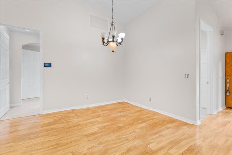 House in Clermont, Florida 5 bedrooms, 249.16 sq.m. № 1831379 - photo 4