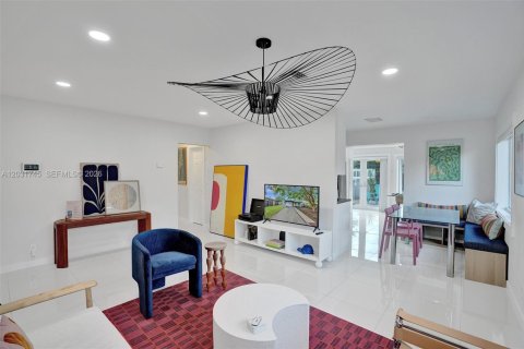 Villa ou maison à vendre à Fort Lauderdale, Floride: 2 chambres, 89.65 m2 № 2085368 - photo 9