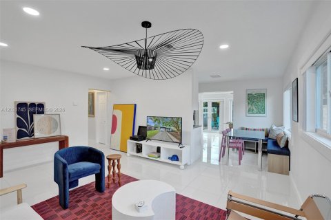 Villa ou maison à vendre à Fort Lauderdale, Floride: 2 chambres, 89.65 m2 № 2085368 - photo 5