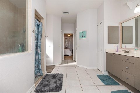 House in North Port, Florida 3 bedrooms, 167.6 sq.m. № 1774654 - photo 16