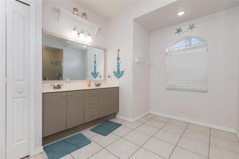 House in North Port, Florida 3 bedrooms, 167.6 sq.m. № 1774654 - photo 17