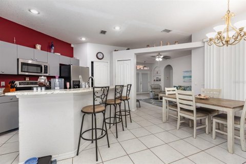 House in North Port, Florida 3 bedrooms, 167.6 sq.m. № 1774654 - photo 9