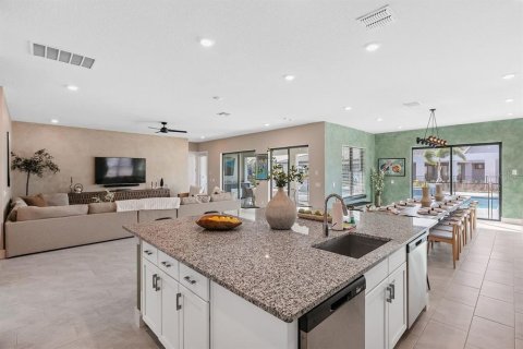 Villa ou maison à vendre à Four Corners, Floride: 8 chambres, 553.98 m2 № 2101618 - photo 6