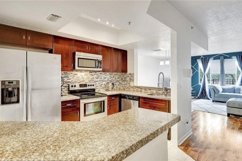 Adosado en alquiler en Sunrise, Florida, 3 dormitorios, 130.9 m2 № 2387921 - foto 9
