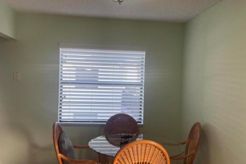Condo in Delray Beach, Florida, 2 bedrooms  № 2086814 - photo 8