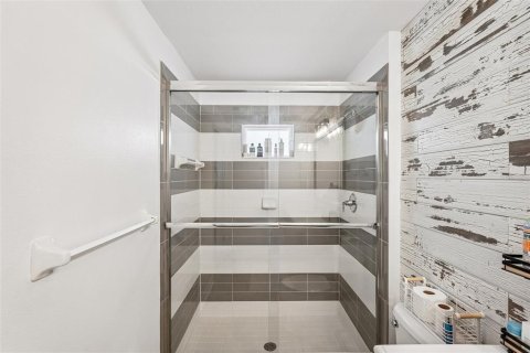 Casa en venta en Venice, Florida, 2 dormitorios, 116.59 m2 № 2425493 - foto 18