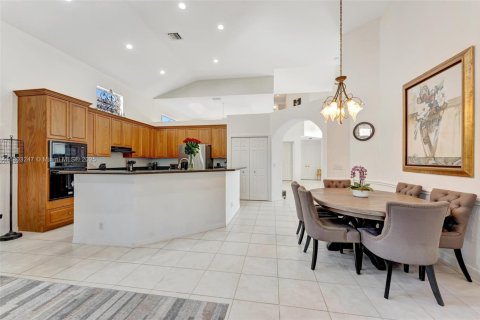 Casa en venta en Coral Springs, Florida, 4 dormitorios, 282.24 m2 № 1742071 - foto 24