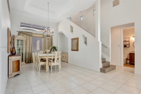 Casa en venta en Coral Springs, Florida, 4 dormitorios, 282.24 m2 № 1742071 - foto 11