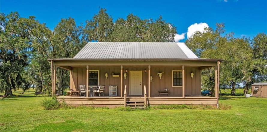 Casa en Zolfo Springs, Florida 2 dormitorios, 150.13 m2 № 2388237