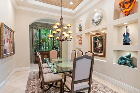 House in West Palm Beach, Florida 5 bedrooms, 487.83 sq.m. № 2248574 - photo 19