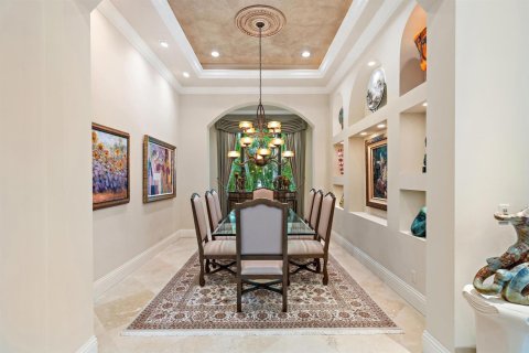 House in West Palm Beach, Florida 5 bedrooms, 487.83 sq.m. № 2248574 - photo 18