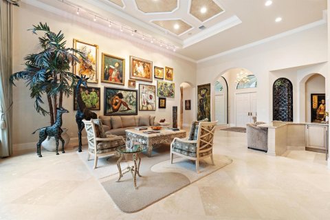 House in West Palm Beach, Florida 5 bedrooms, 487.83 sq.m. № 2248574 - photo 17