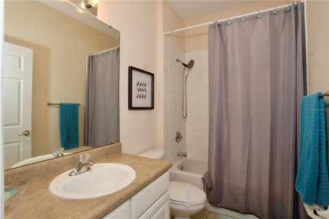 House in Kissimmee, Florida 5 bedrooms, 238.94 sq.m. № 1833029 - photo 23