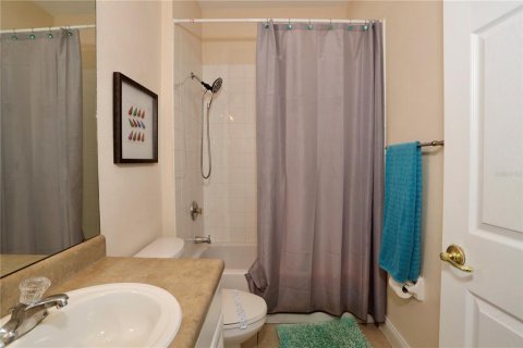 House in Kissimmee, Florida 5 bedrooms, 238.94 sq.m. № 1833029 - photo 24