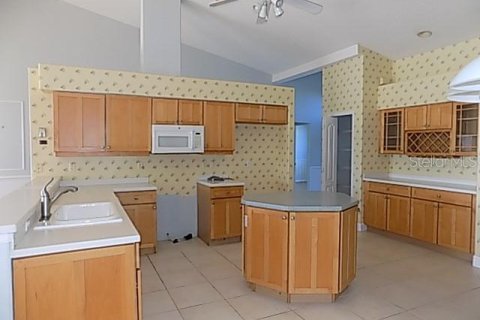 Villa ou maison à vendre à Sarasota, Floride: 2 chambres, 174.1 m2 № 2142567 - photo 17