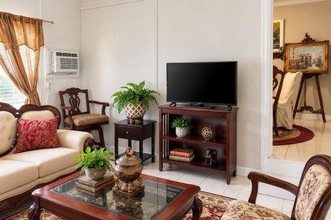 Casa en venta en Orlando, Florida, 4 dormitorios, 147.71 m2 № 2369344 - foto 4