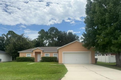 Villa ou maison à Kissimmee, Floride 3 chambres, 136.94 m2 № 2362636