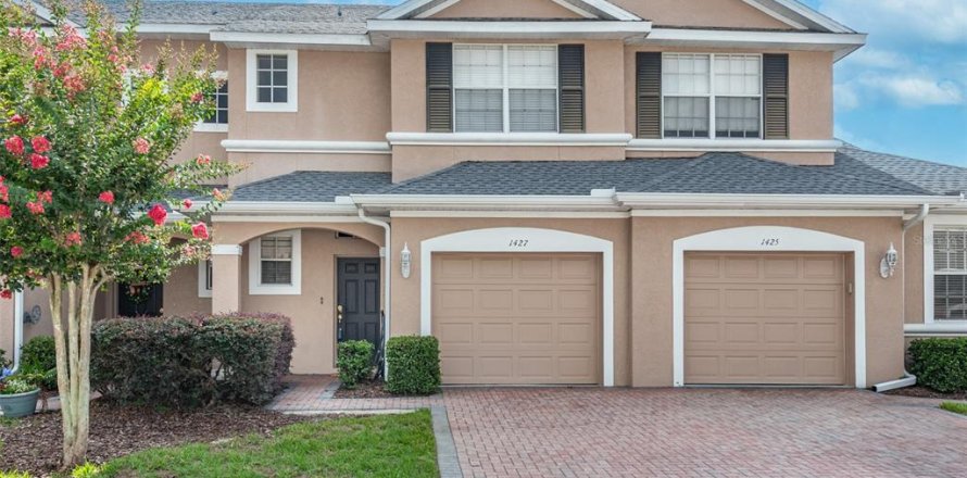 Adosado en Valrico, Florida 3 dormitorios, 156.91 m2 № 1878194