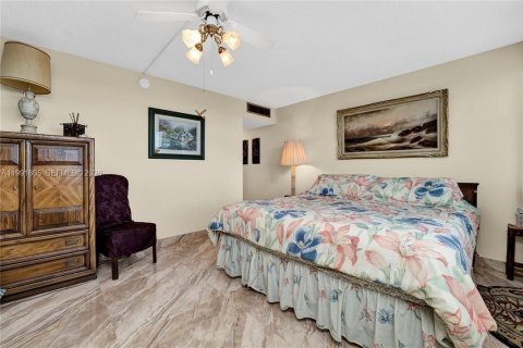Condominio en venta en Hollywood, Florida, 2 dormitorios, 116.31 m2 № 2052367 - foto 14
