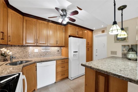 Condominio en venta en Hollywood, Florida, 2 dormitorios, 116.31 m2 № 2052367 - foto 6