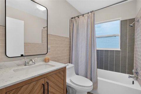 Villa ou maison à louer à Gulfport, Floride: 2 chambres, 77.29 m2 № 2410422 - photo 15