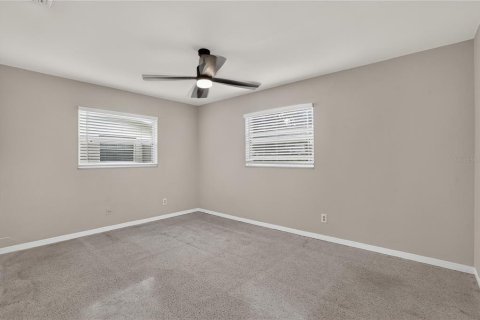 Villa ou maison à louer à Gulfport, Floride: 2 chambres, 77.29 m2 № 2410422 - photo 14