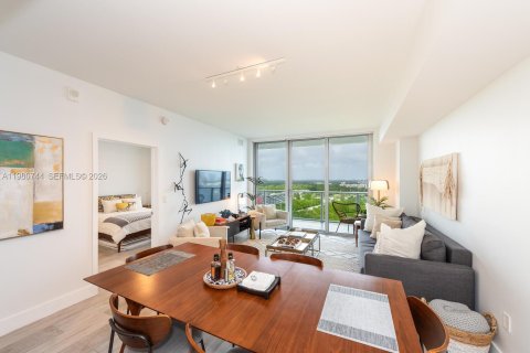 Condo in North Miami Beach, Florida, 2 bedrooms  № 2080312 - photo 5