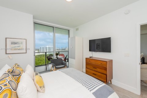 Condo in North Miami Beach, Florida, 2 bedrooms  № 2080312 - photo 20