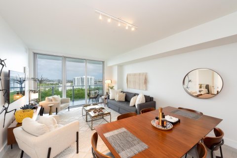 Condo in North Miami Beach, Florida, 2 bedrooms  № 2080312 - photo 4
