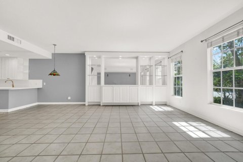 Townhouse in Jupiter, Florida 3 bedrooms, 149.67 sq.m. № 2086477 - photo 3