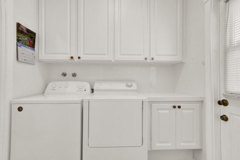 Townhouse in Jupiter, Florida 3 bedrooms, 149.67 sq.m. № 2086477 - photo 16