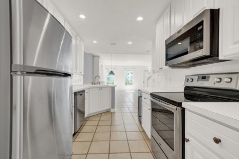 Townhouse in Jupiter, Florida 3 bedrooms, 149.67 sq.m. № 2086477 - photo 11
