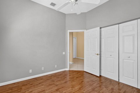 House in Port St. Lucie, Florida 2 bedrooms, 191.01 sq.m. № 2327534 - photo 26