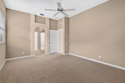 House in Port St. Lucie, Florida 2 bedrooms, 191.01 sq.m. № 2327534 - photo 19