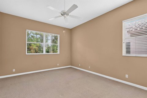House in Port St. Lucie, Florida 2 bedrooms, 191.01 sq.m. № 2327534 - photo 18