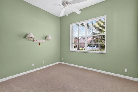 House in Port St. Lucie, Florida 2 bedrooms, 191.01 sq.m. № 2327534 - photo 23