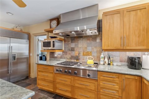 Villa ou maison à vendre à Orlando, Floride: 4 chambres, 393.91 m2 № 1774098 - photo 6