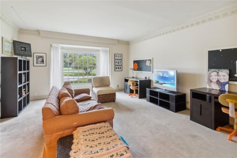 Villa ou maison à vendre à Orlando, Floride: 4 chambres, 393.91 m2 № 1774098 - photo 24